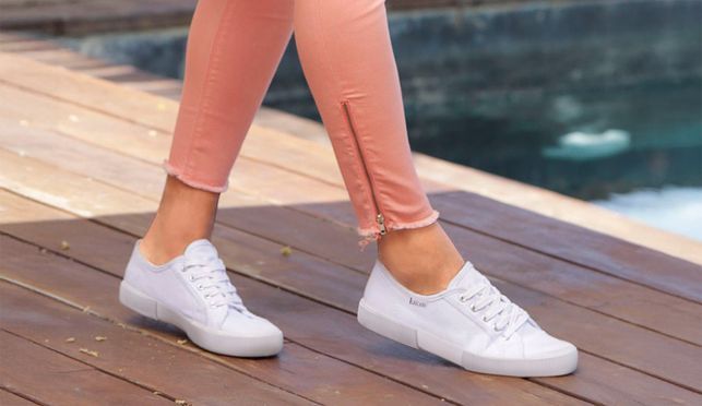 Dein perfekter Begleiter für den Sommer: Lascana Sneakers