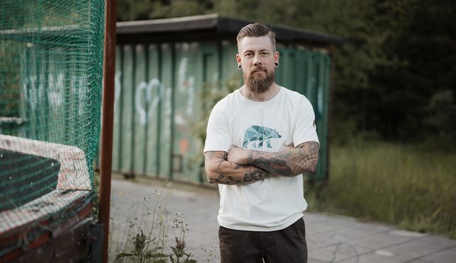 FORSBERG Espenson T Shirt mit markantem Brustlogo