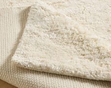 Pflegetipp für Hochflor Teppiche aus Schurwolle & Viskose