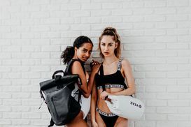 Sommer & Style Dein perfekte Beach Look mit YEAZ!