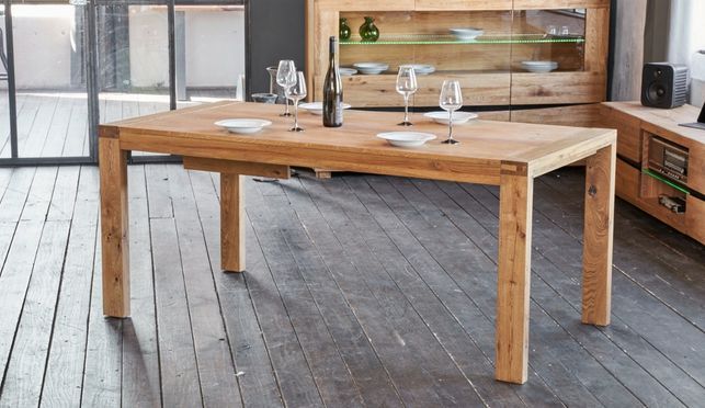 Massivholz Esstisch LIAN – Erweiterbar & modernes Design