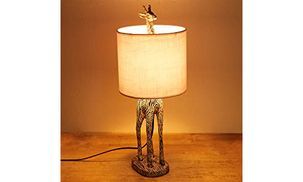 Stylische afrikanische Tischlampe