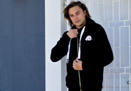 PASSFORM: REGULAR FIT
