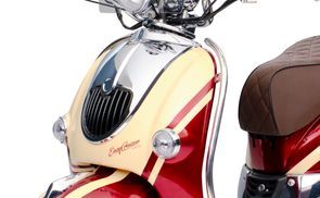 Chrome design with air intake, integrated turn signals