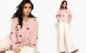 Lässiger Chic mit Herz Details