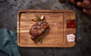 Einzigartiges Holzbrett für Ihr Steak