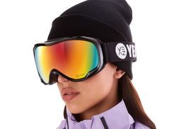 Perfekte Sicht und Schutz: Die CLIFF Skibrille!