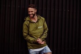Bereit für jedes Wetter: YEAZ CHASER Windbreaker