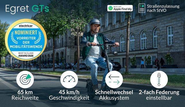 Half e-scooter, half moped – street legal