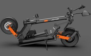 Platzsparendes Falt Design für mühelosen Transport.