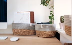 Ein aufgeräumtes Büro, das inspiriert