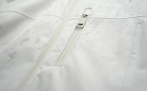 Wasserabweisend & pflegeleicht