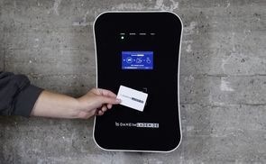 Farb Display & hochwertig verarbeitet