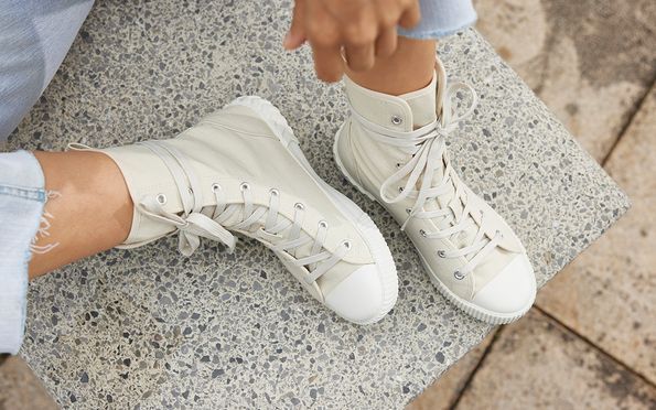 Dein neuer Style Begleiter: Die trendigen Schnürboots von Lascana