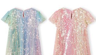 Zarter Rückenausschnitt mit Knopfverschluss