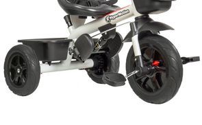 Durable solid rubber wheels – no risk of flat tires