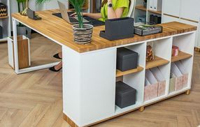 Ergonomisches Arbeiten im Eckformat