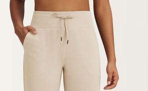 Hose mit verstellbarem Kordelzugbund