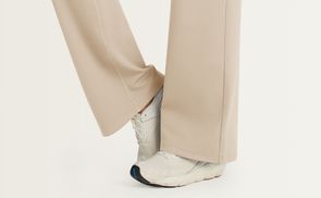Weit geschnittene, vielseitige Hose