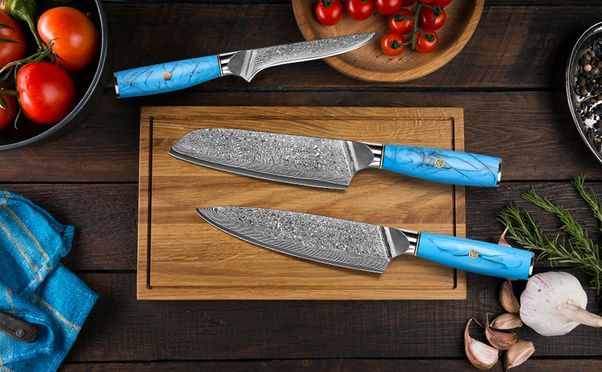 3 teiliges Damast Kochmesser set aus VG10 Damaststahl mit Blau Harzgriff