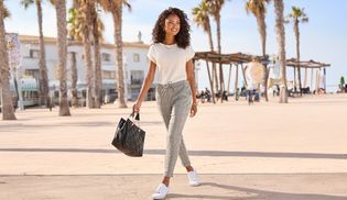 Perfekte Passform dank Gummibund und Bindeband!