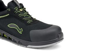 Robuster Halbschuh mit Hightech Obermaterial