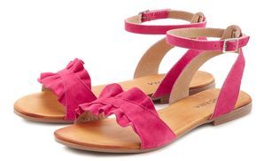Modische Rüschen für den perfekten Sommer Style