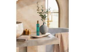 Duftkomposition aus Lotus & Weißem Tee