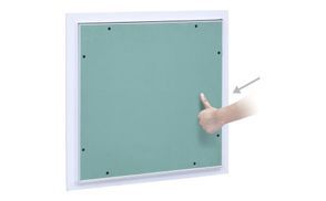 eine grifflose Oberfläche zum Öffnen der Klappe entsteht