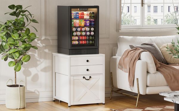 Produktbild von Amazon Kühlschrank Mini-Kühlschranktisch 69CM Höhe Mini-Kühlschrankständer Mit 2 Schubladen & 1 Rollschrank 110KG Mini Kühlschrank