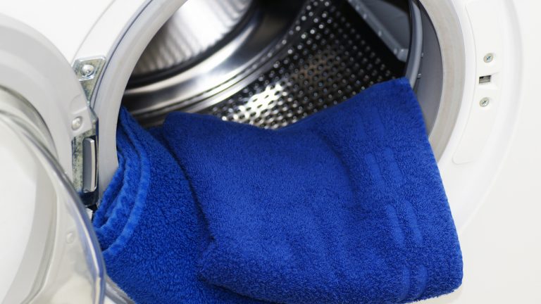 Waschmaschine Flusensieb reinigen Tipps
