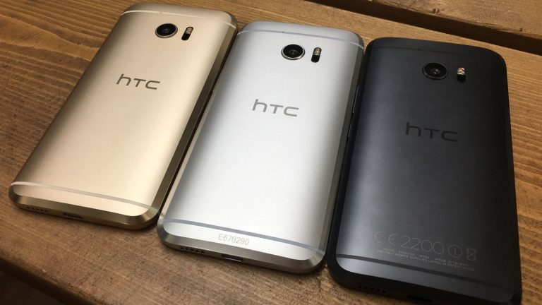 HTC 10 in verschiedenen Farben.