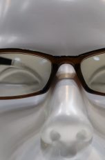 Google Glasses auf Kopfmodell