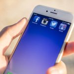 Facebook App auf Smartphone