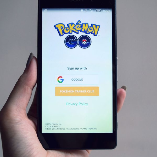 Anmeldung f&uuml;r "Pok&eacute;mon GO" auf Smartphone