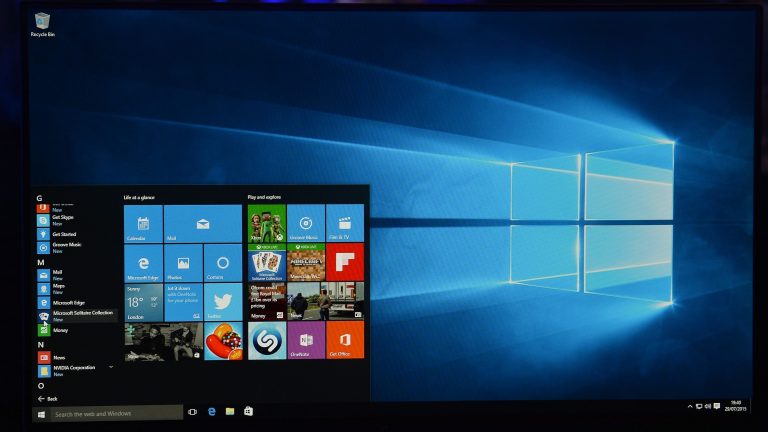 Ein Bildschirm mit Windows 10