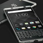 BlackBerry KEYone Smartphone Vorder- und R&uuml;ckansicht