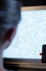 DVB-T wird ab März 2017 auf DVB-T2 umgestellt Rauschendes Fernsehbild