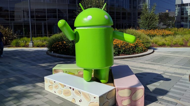 Android Nougat Figur vor Google Hauptquartier