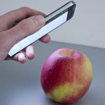 App HawkSpex entlarvt Giftstoffe im Apfel &uuml;ber Smartphone-Display