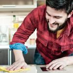 Kalk entfernen: So gl&auml;nzen Armaturen und Oberfl&auml;chen wieder