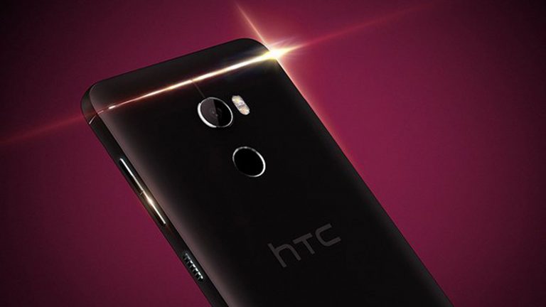 Flyer zeigt m&ouml;gliches Smartphone mit dem Namen HTC One X10