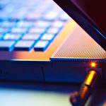 Richtiges Netzteil f&uuml;r den Laptop finden