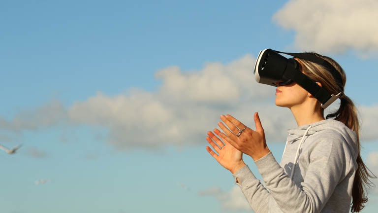 Virtual Reality: Google bringt Standalone-VR-Brillen