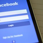 Facebook App auf Smartphone