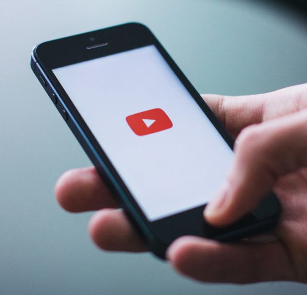 YouTube App Smartphone