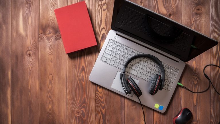 Musik auf dem Computer mit der iTunes-Mediathek hören