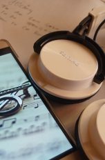 Musik-Apps für iOS und Android können Instrumente, Tonstudio oder digitale Musiklehrer sein