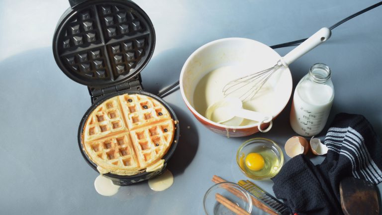 Waffeleisen reinigen