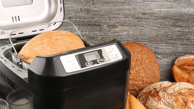 Brotbackautomat reinigen – einfach und schnell